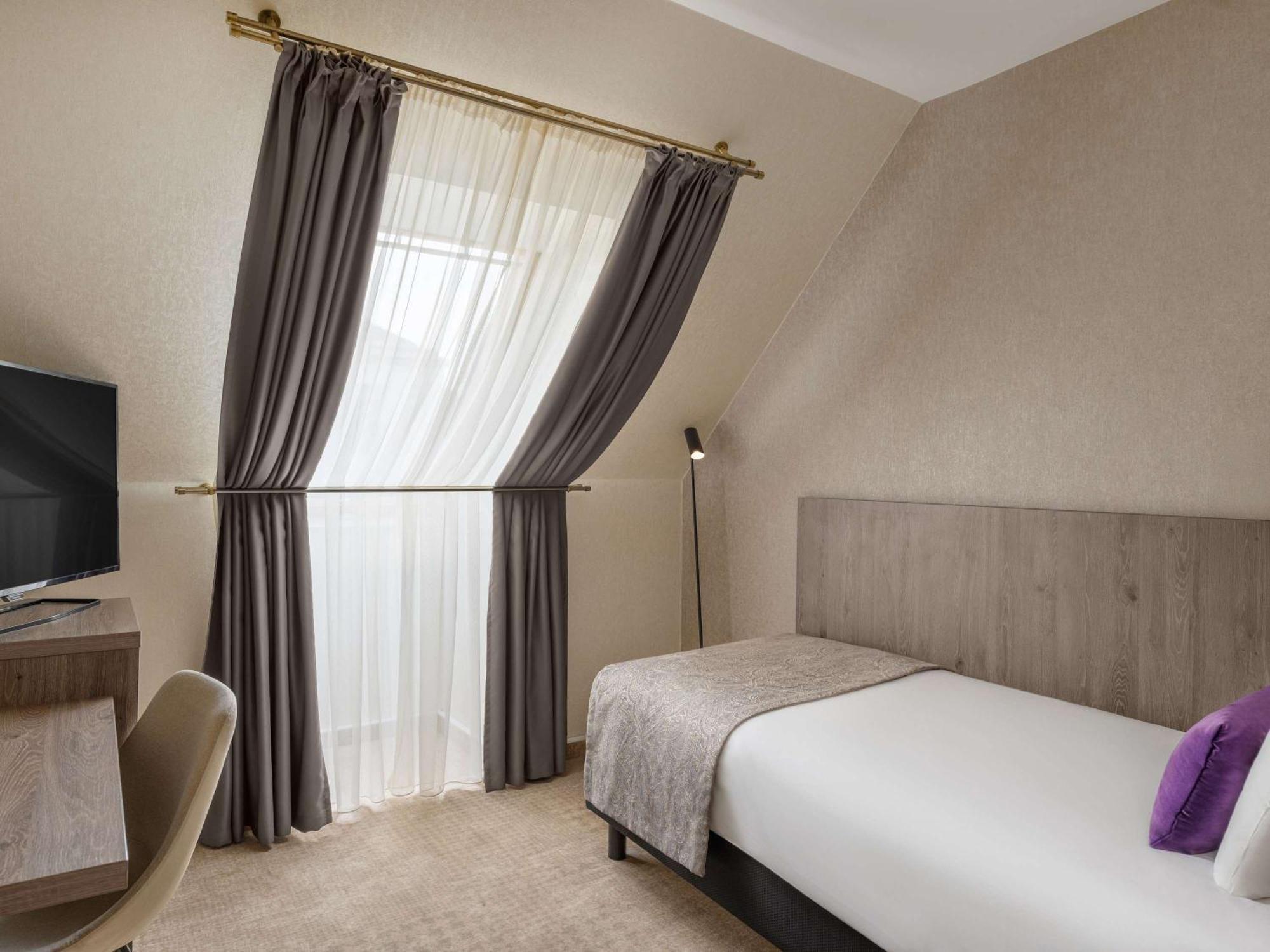 Mercure Budapest Korona Exterior photo